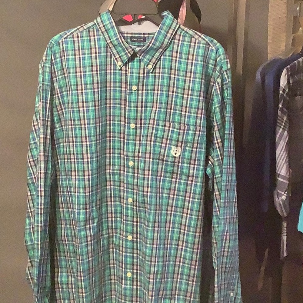 Men’s dress shirt